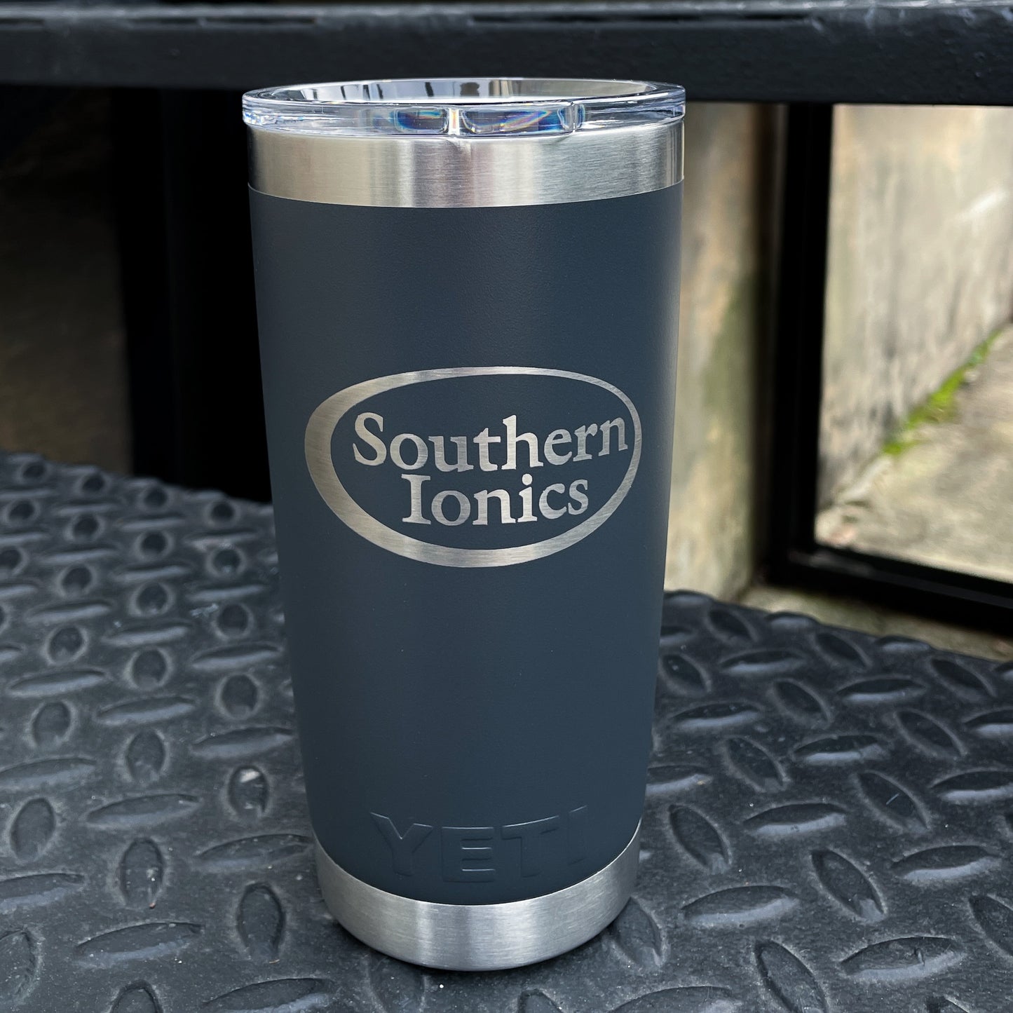 YETI 20 oz Tumbler - 2 Color Options